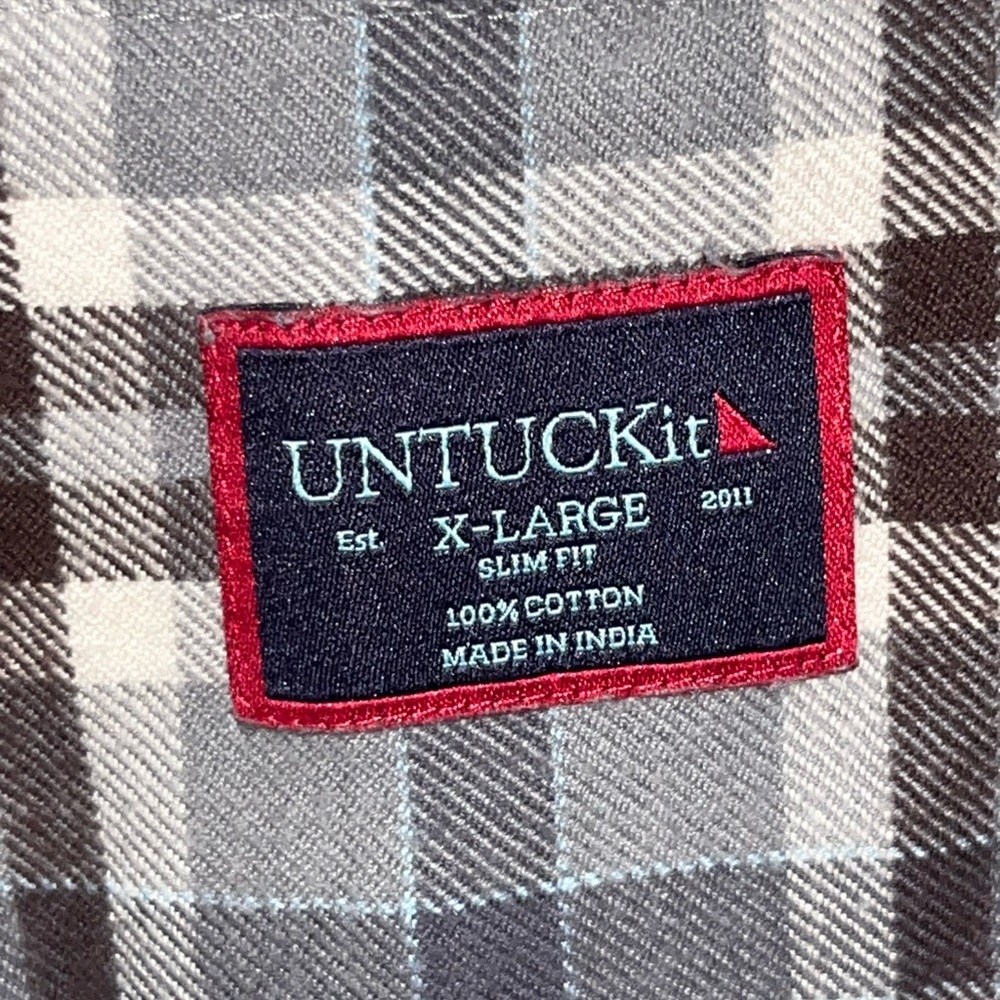 Men’s UNTUCKit Shirt - Picture 5 of 5